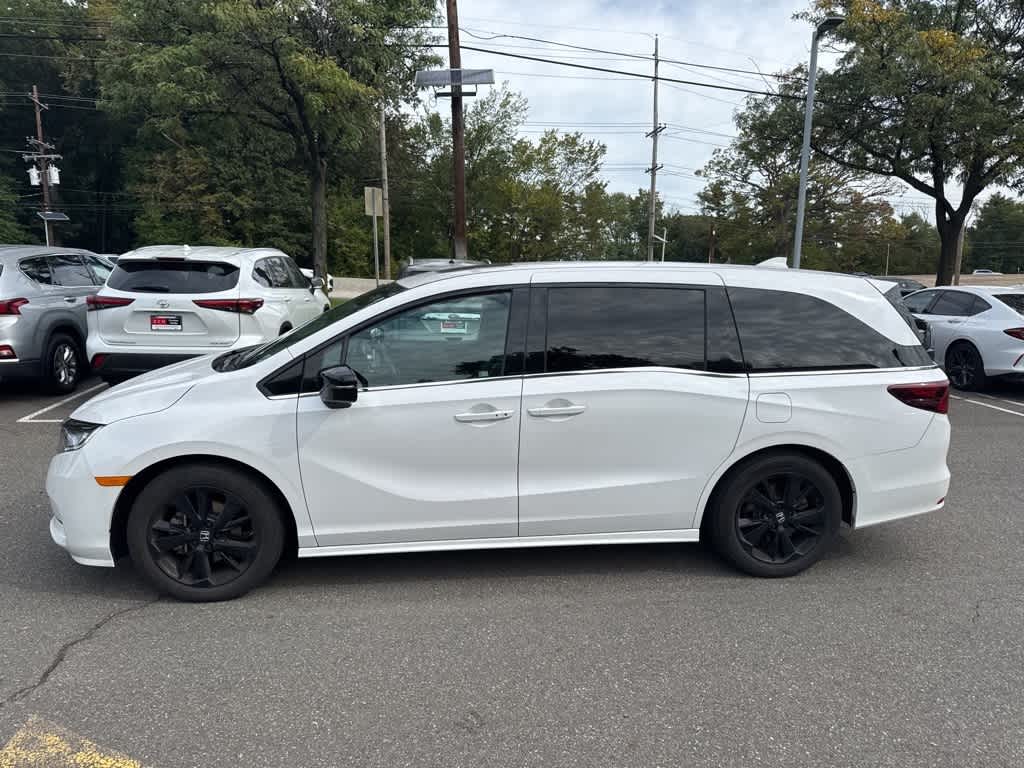 Thumbnail: 2023 Honda Odyssey - 3
