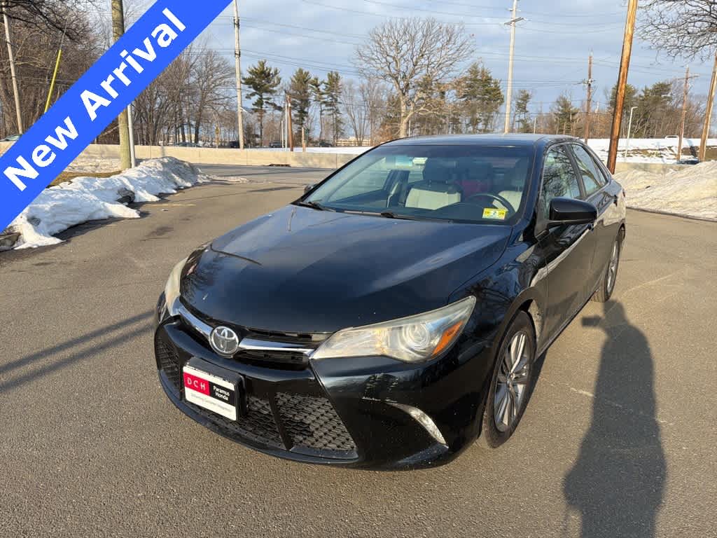 2015 Toyota Camry SE -
                  Paramus, NJ