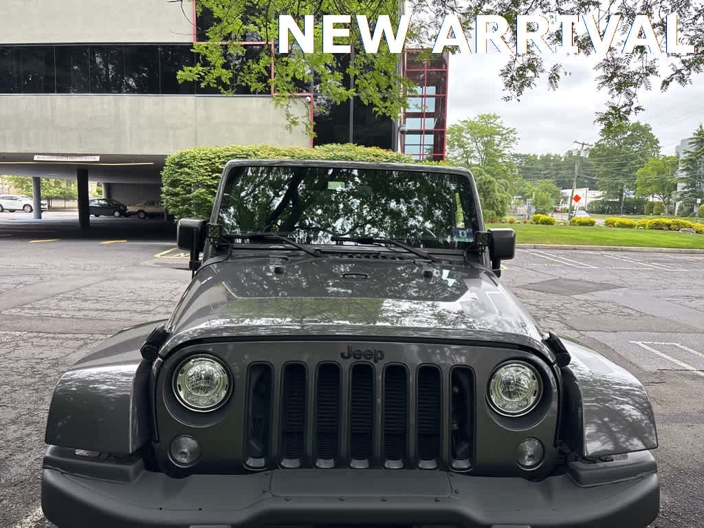 Thumbnail: 2017 Jeep Wrangler - 4
