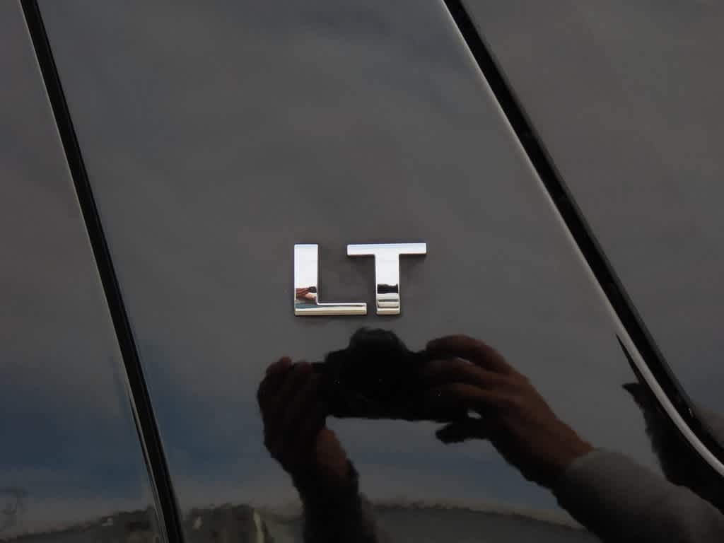 Thumbnail: 2014 Chevrolet Tahoe - 8