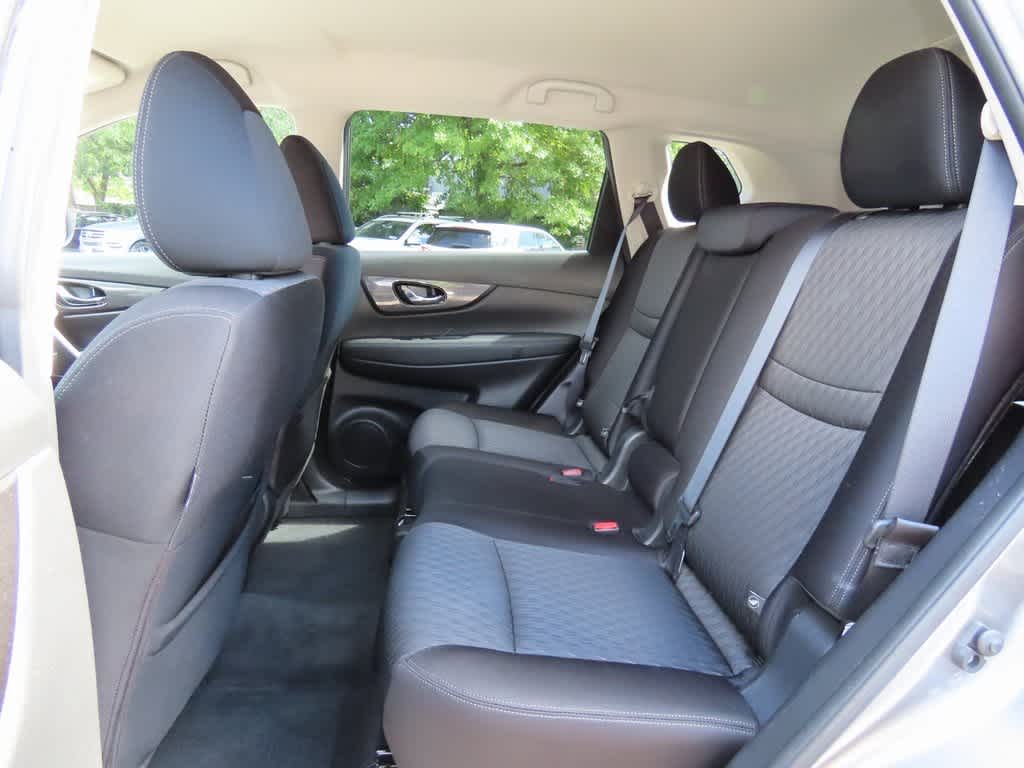 Thumbnail: 2019 Nissan Rogue - 13