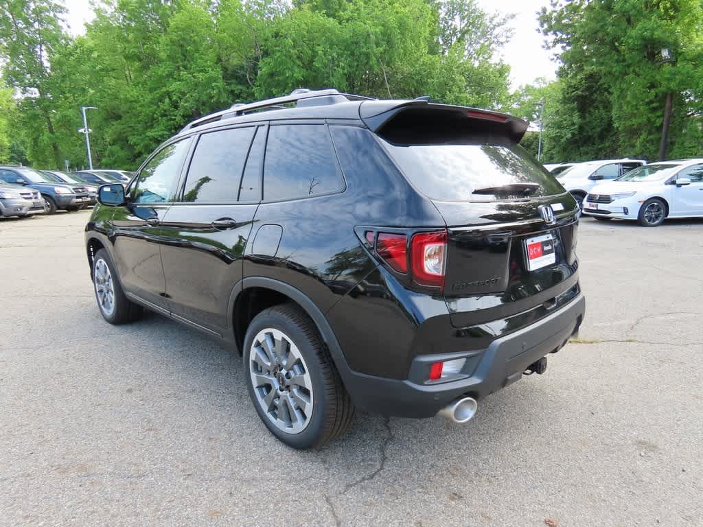 2024 Honda Passport Black Edition 4