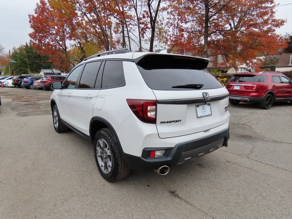 Thumbnail: 2023 Honda Passport - 4