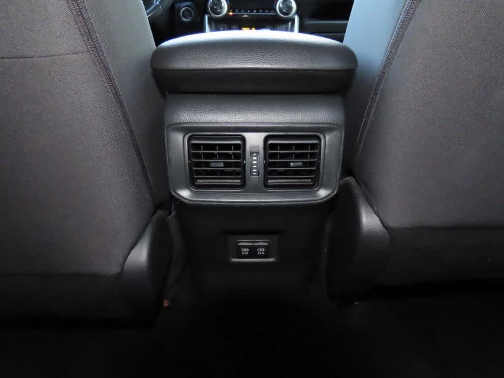 Thumbnail: 2019 Toyota RAV4 - 22