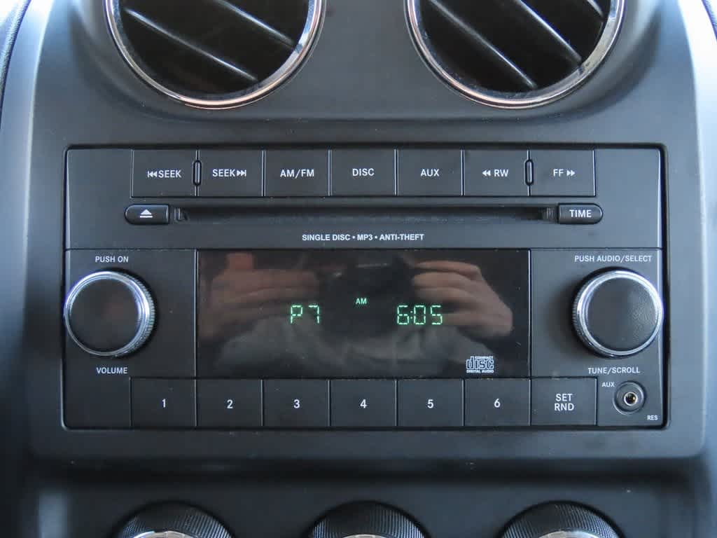 Thumbnail: 2013 Jeep Patriot - 20