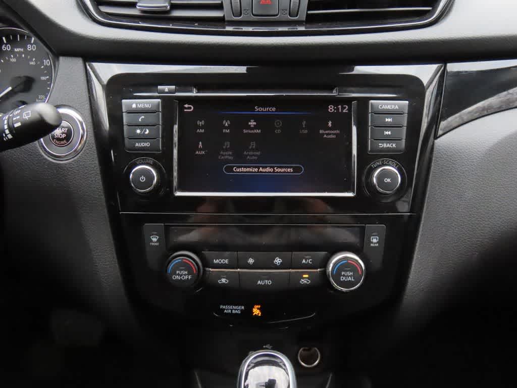 Thumbnail: 2020 Nissan Rogue Sport - 19