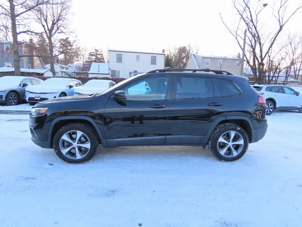 Thumbnail: 2019 Jeep Cherokee - 3