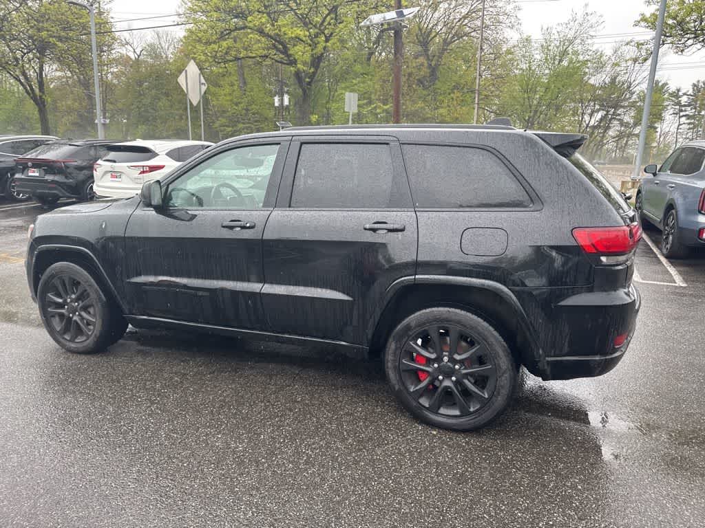 Thumbnail: 2017 Jeep Grand Cherokee - 13