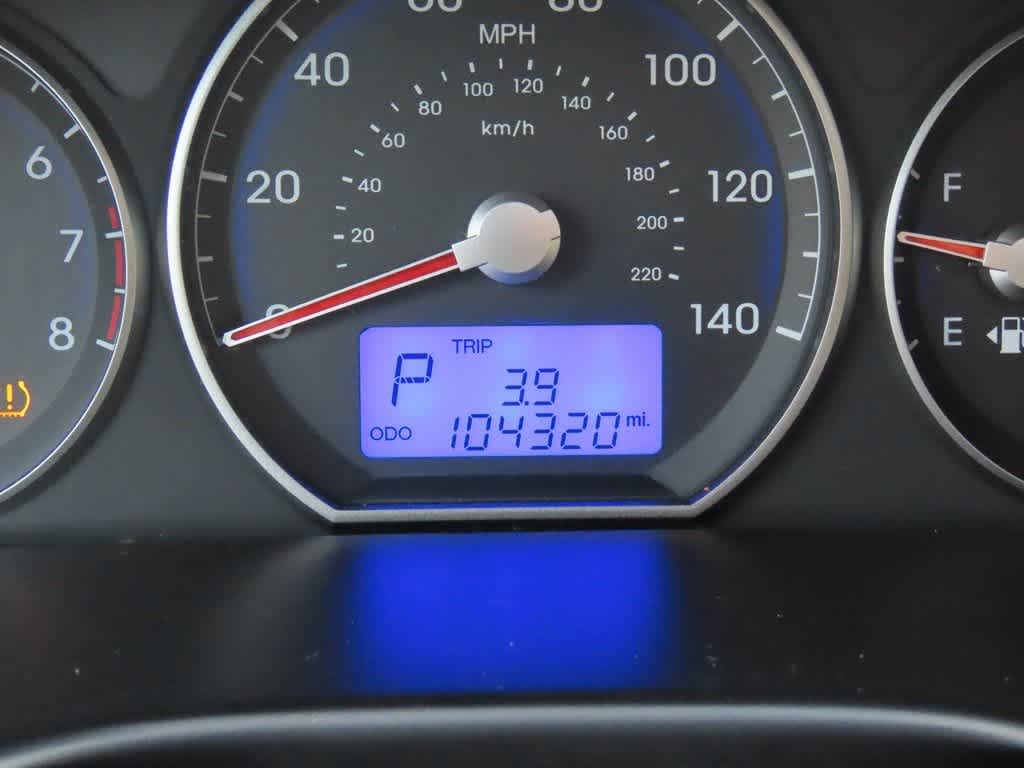 Thumbnail: 2011 Hyundai Santa Fe - 27