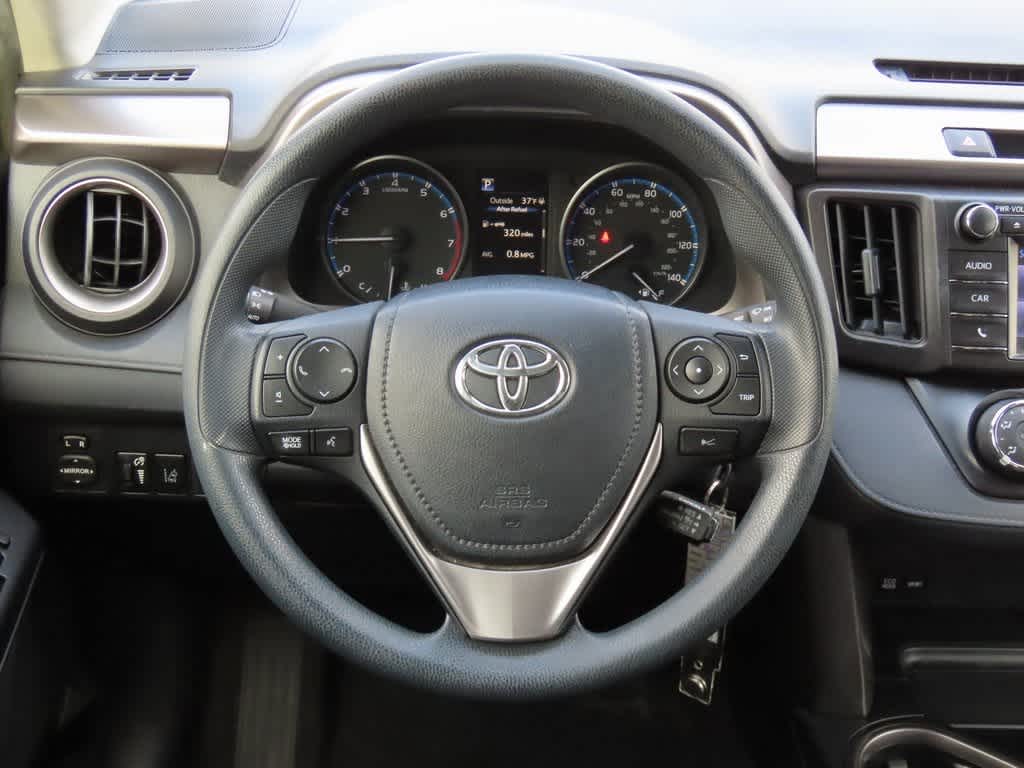 Thumbnail: 2018 Toyota RAV4 - 19