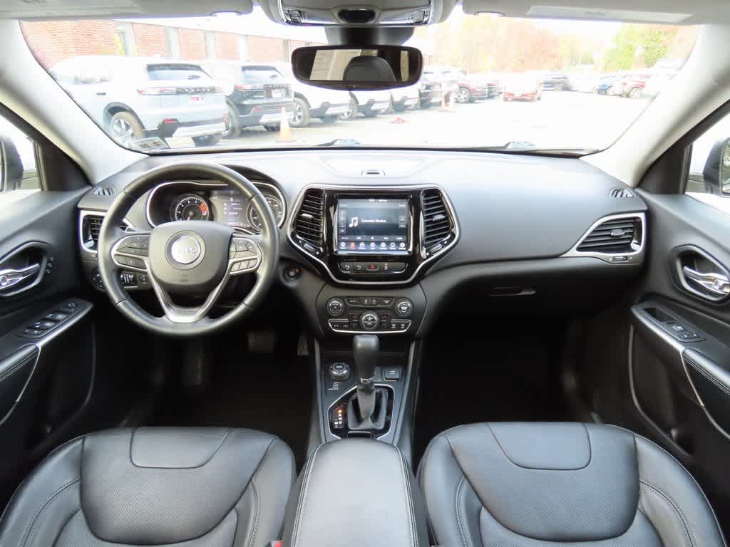 Thumbnail: 2021 Jeep Cherokee - 21