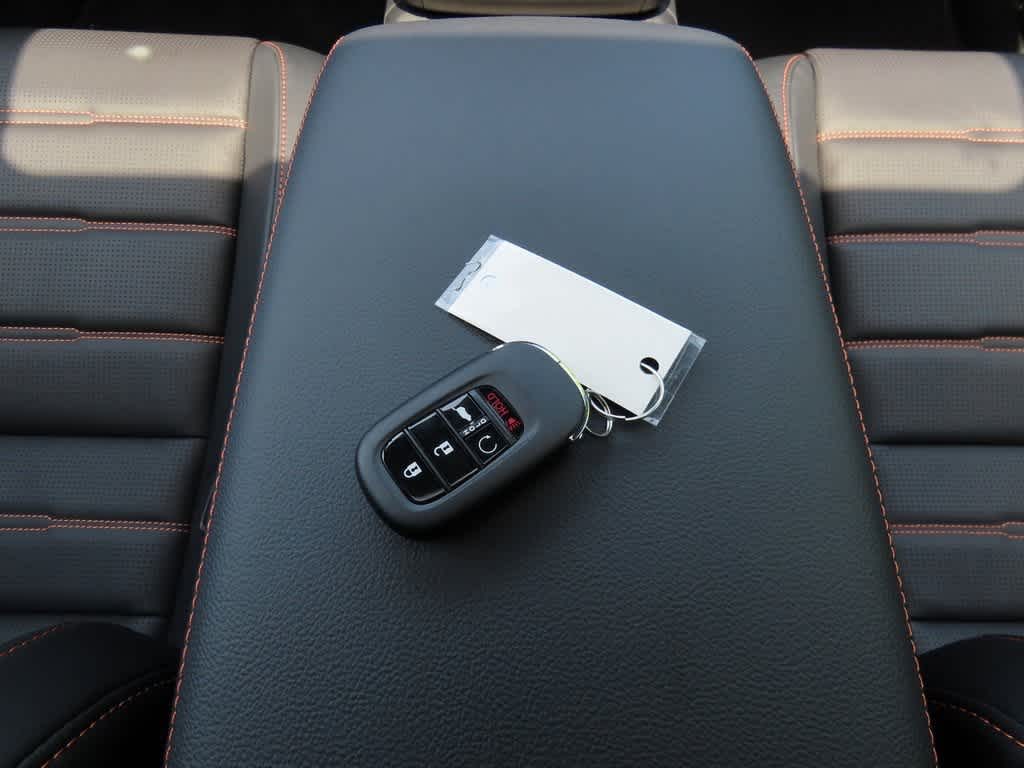2025 Honda CR-V Sport Touring 26
