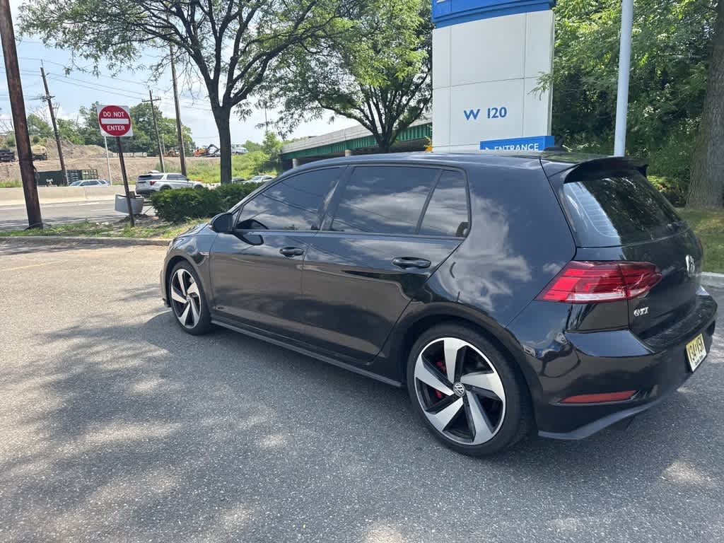 Thumbnail: 2018 Volkswagen Golf - 11