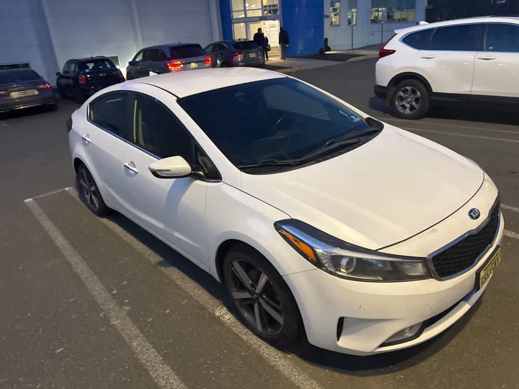 Thumbnail: 2018 Kia Forte - 8