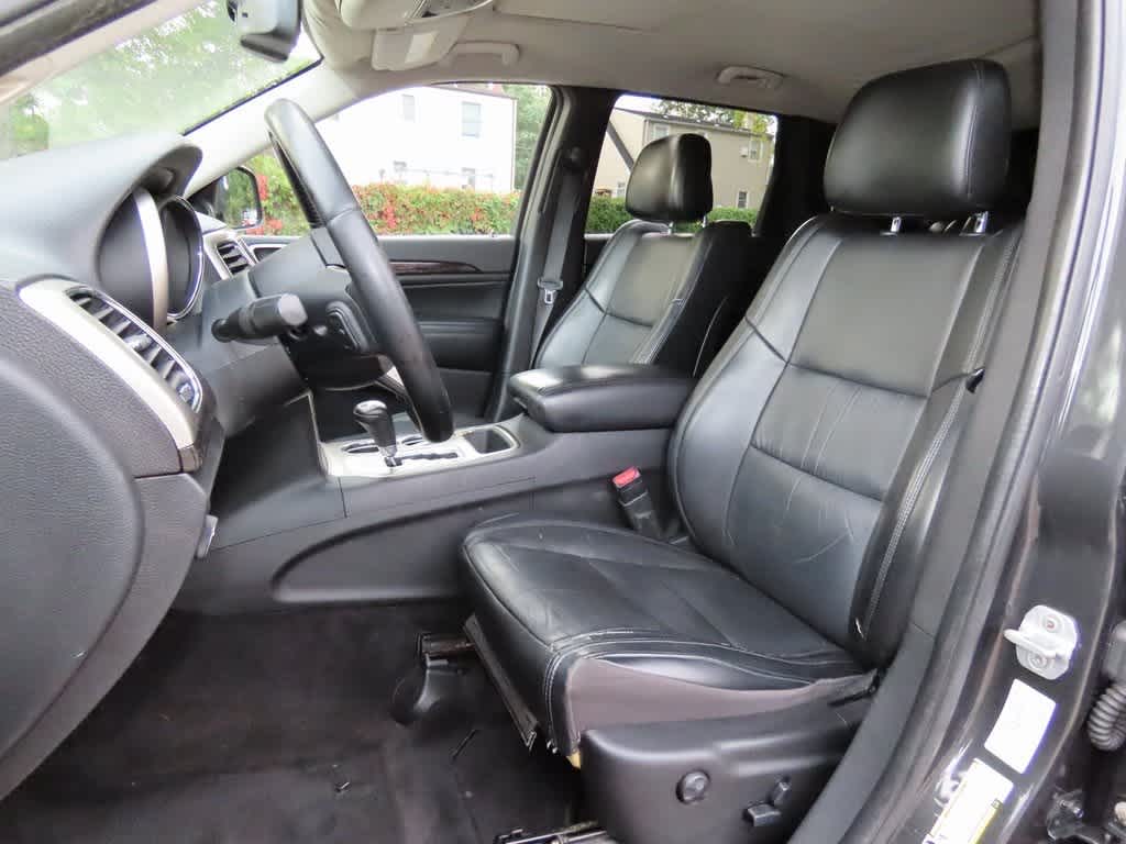 Thumbnail: 2011 Jeep Grand Cherokee - 13