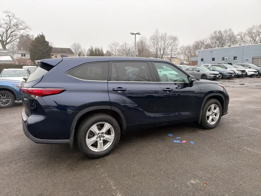 Thumbnail: 2021 Toyota Highlander - 13