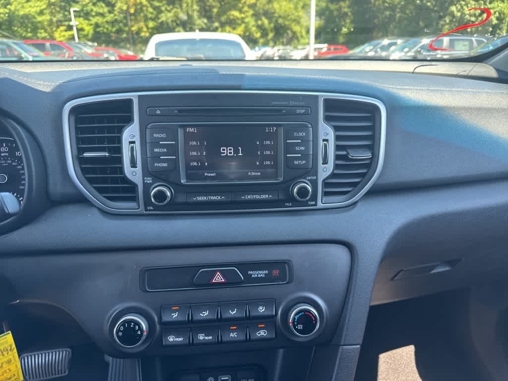Thumbnail: 2017 Kia Sportage - 30