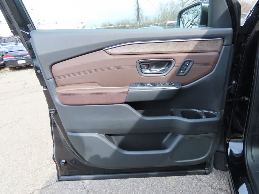 Thumbnail: 2026 Honda Pilot - 18