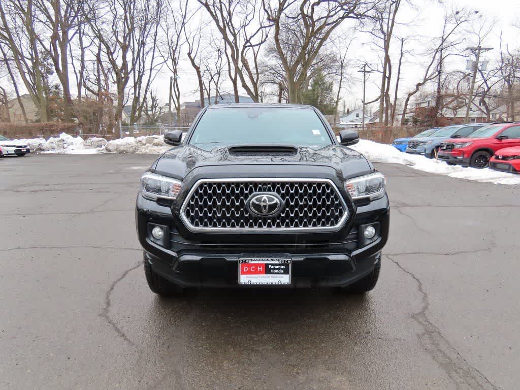 Thumbnail: 2019 Toyota Tacoma - 6