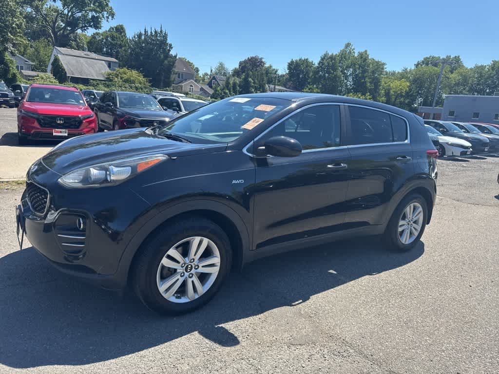 Thumbnail: 2017 Kia Sportage - 3