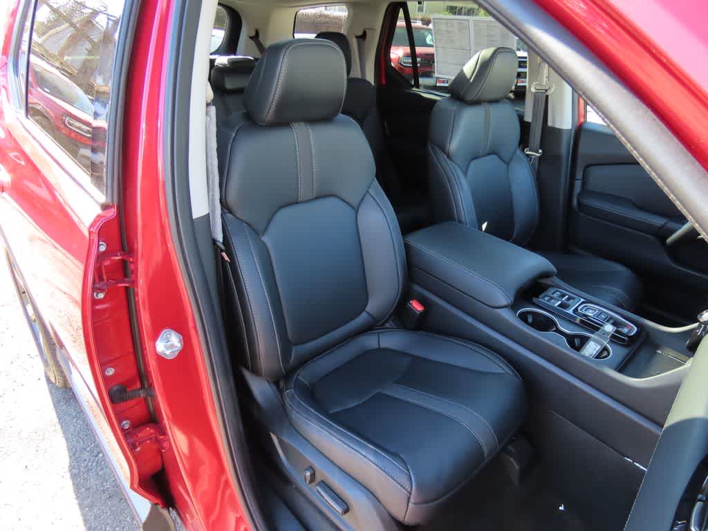 Thumbnail: 2023 Honda Pilot - 20