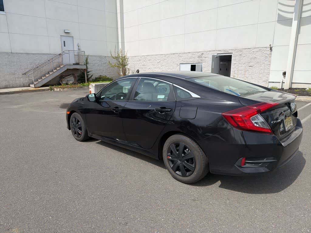 Thumbnail: 2016 Honda Civic - 9