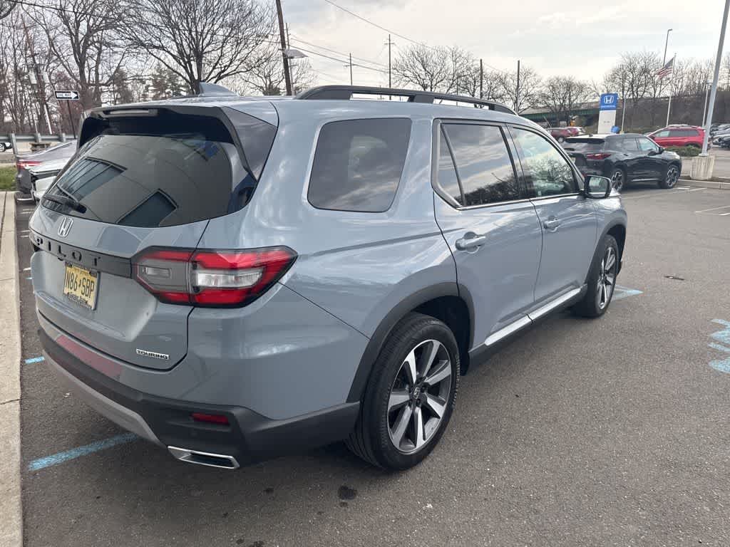 Thumbnail: 2023 Honda Pilot - 11