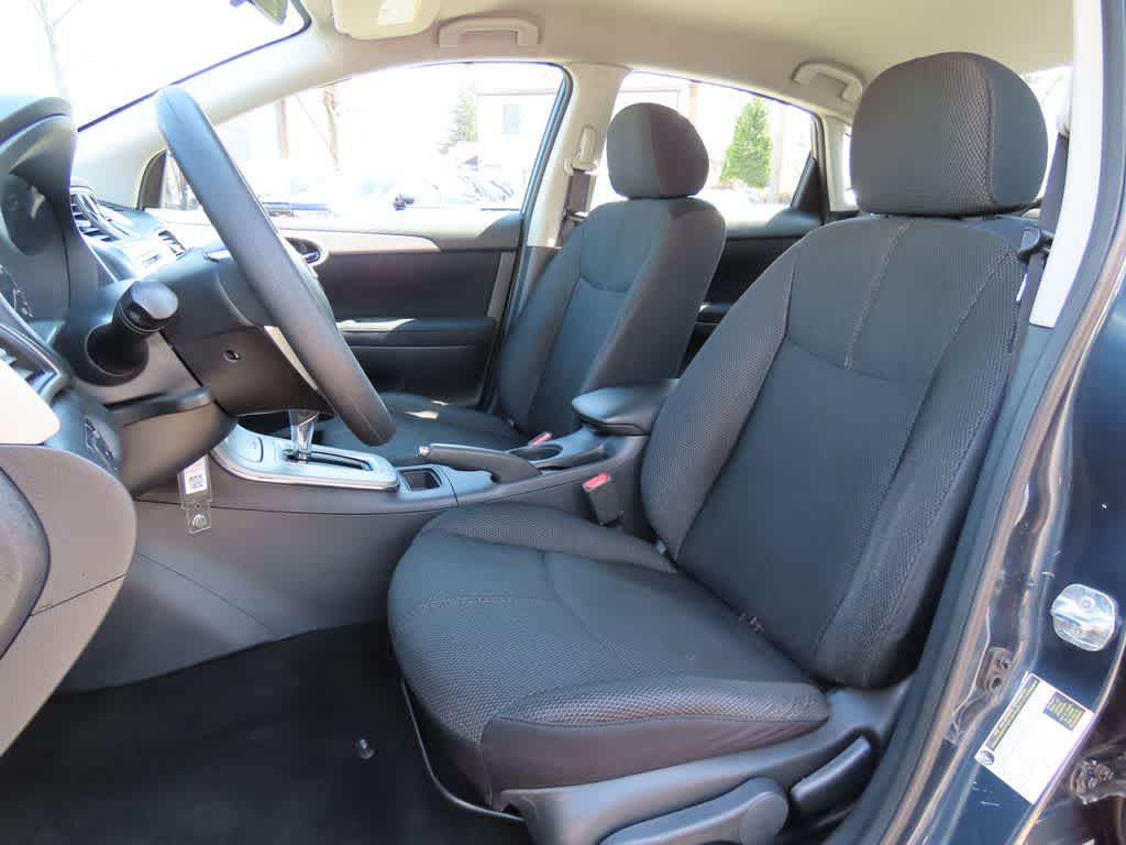 Thumbnail: 2013 Nissan Sentra - 12