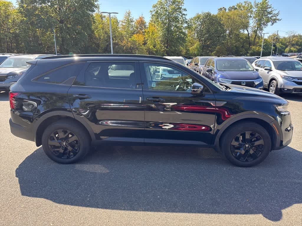 Thumbnail: 2021 Kia Sorento - 8