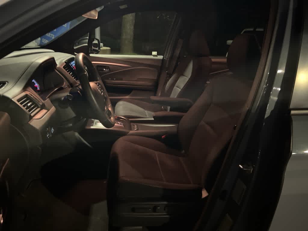 Thumbnail: 2022 Honda Pilot - 17