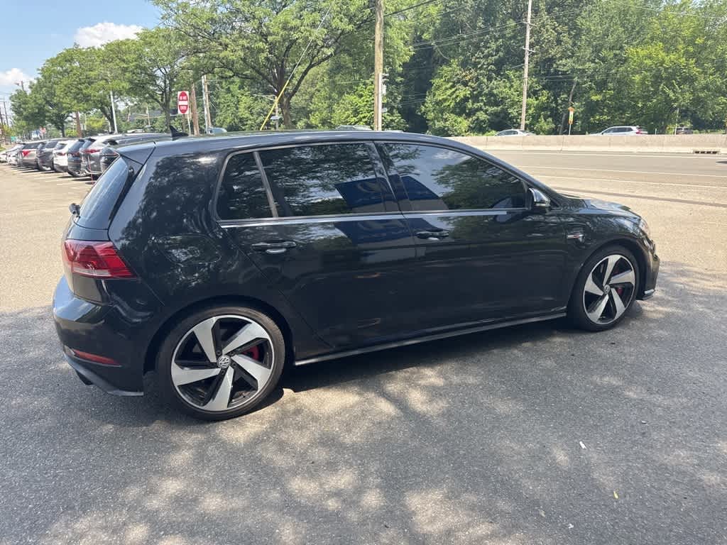 Thumbnail: 2018 Volkswagen Golf - 16