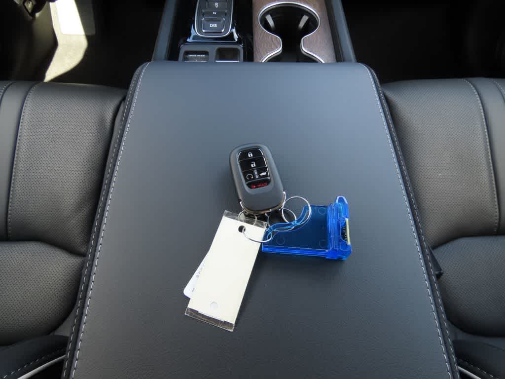 Thumbnail: 2026 Honda Pilot - 32