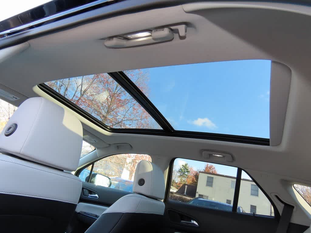 Thumbnail: 2026 Honda Prologue - 15