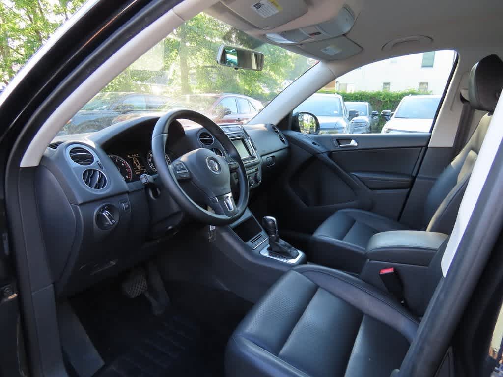 Thumbnail: 2015 Volkswagen Tiguan - 2
