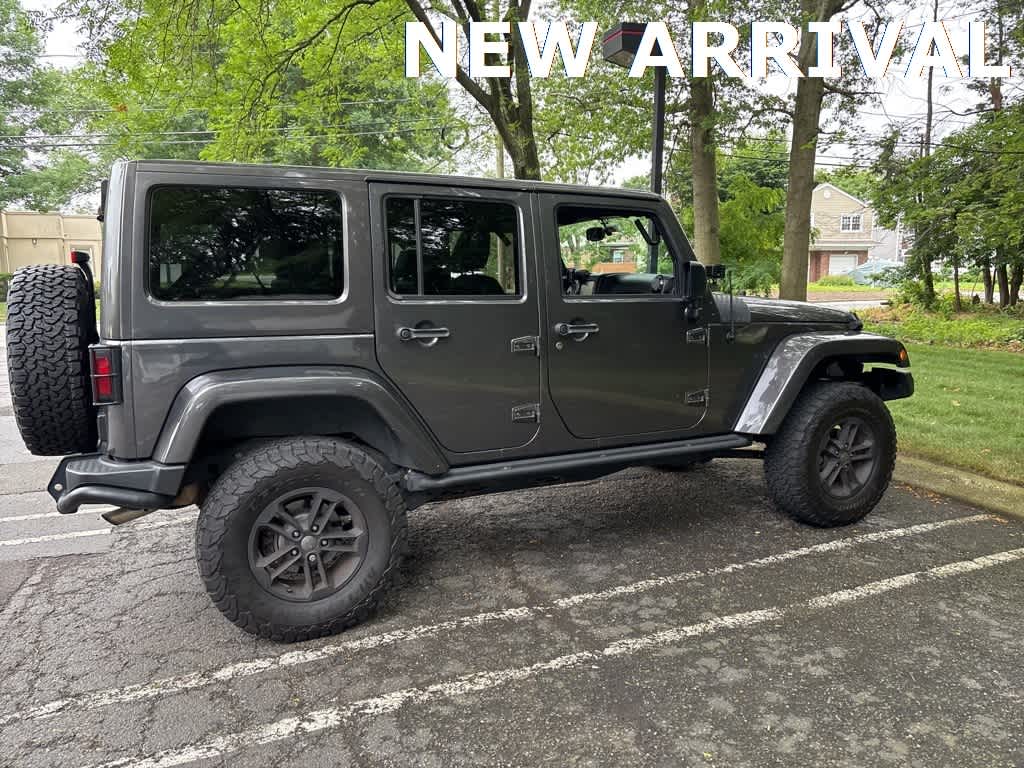 Thumbnail: 2017 Jeep Wrangler - 9