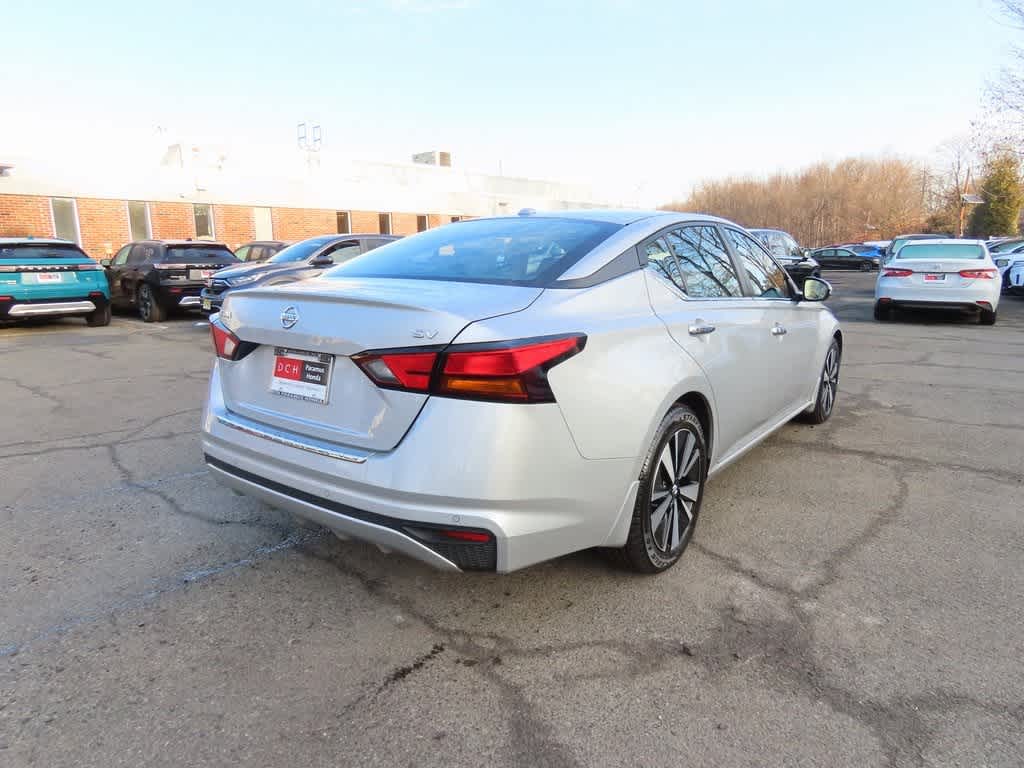 Thumbnail: 2022 Nissan Altima - 4