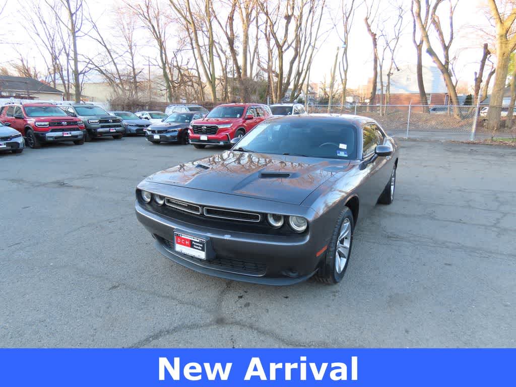 2019 Dodge Challenger SXT -
                  Paramus, NJ