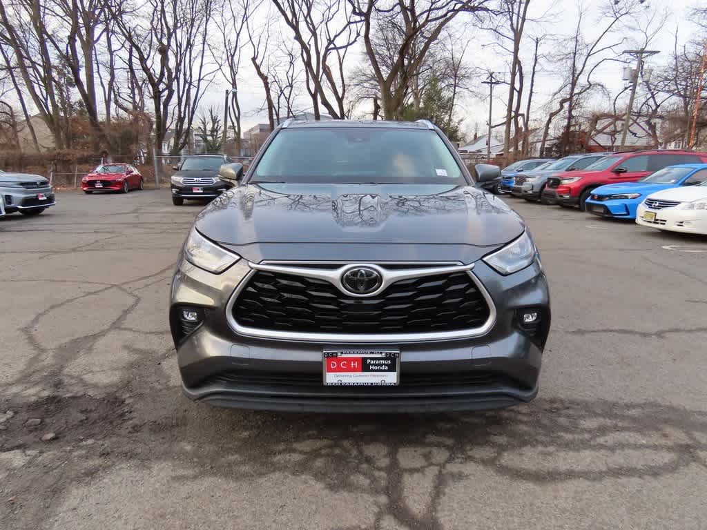 Thumbnail: 2020 Toyota Highlander - 6