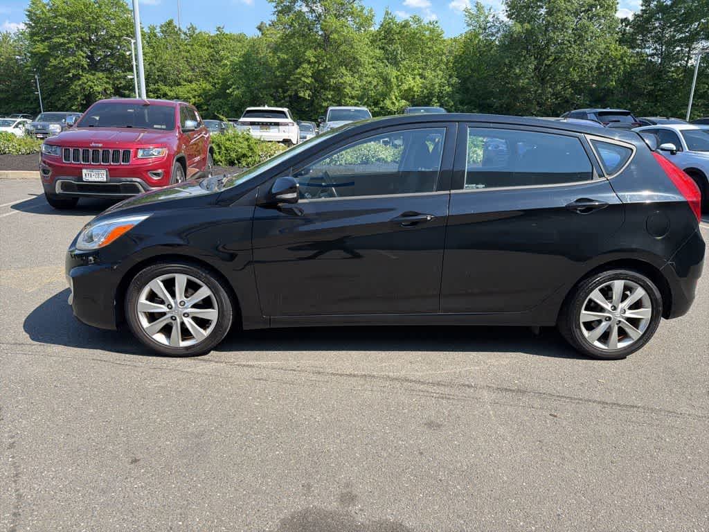 Thumbnail: 2014 Hyundai Accent - 4