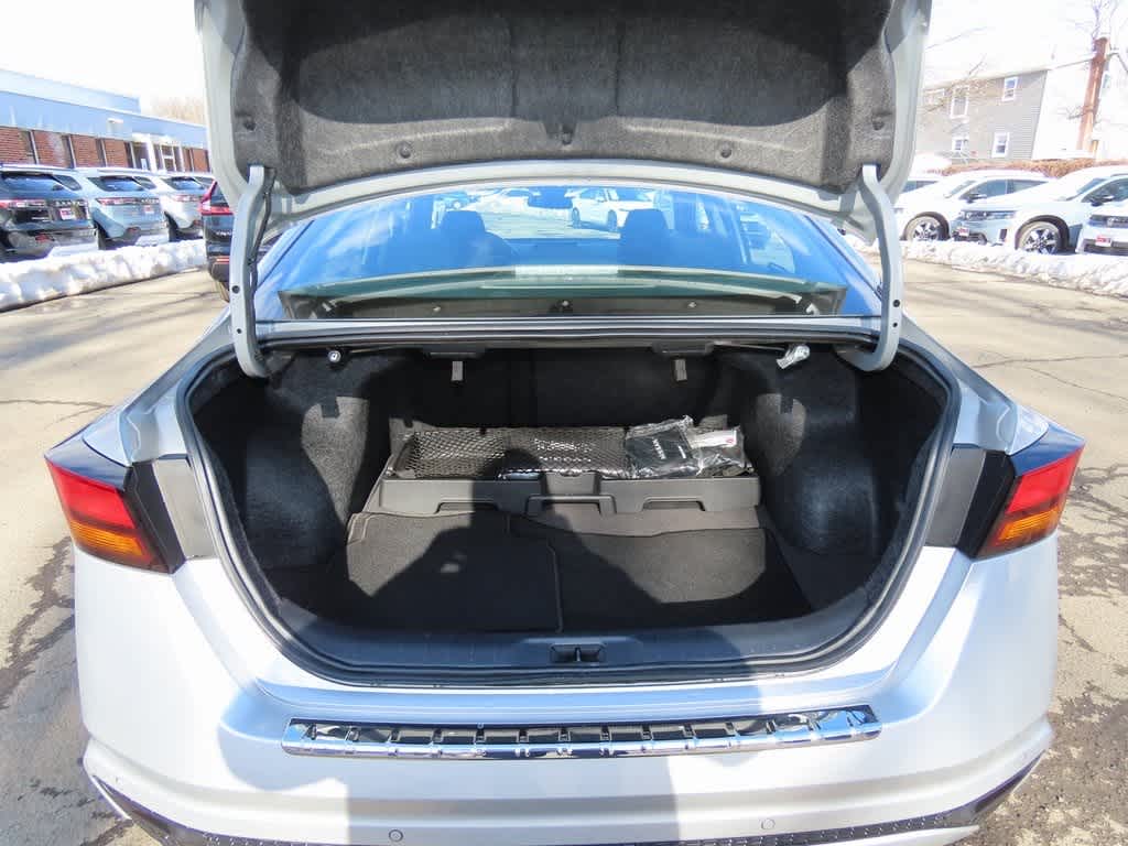 Thumbnail: 2023 Nissan Altima - 12