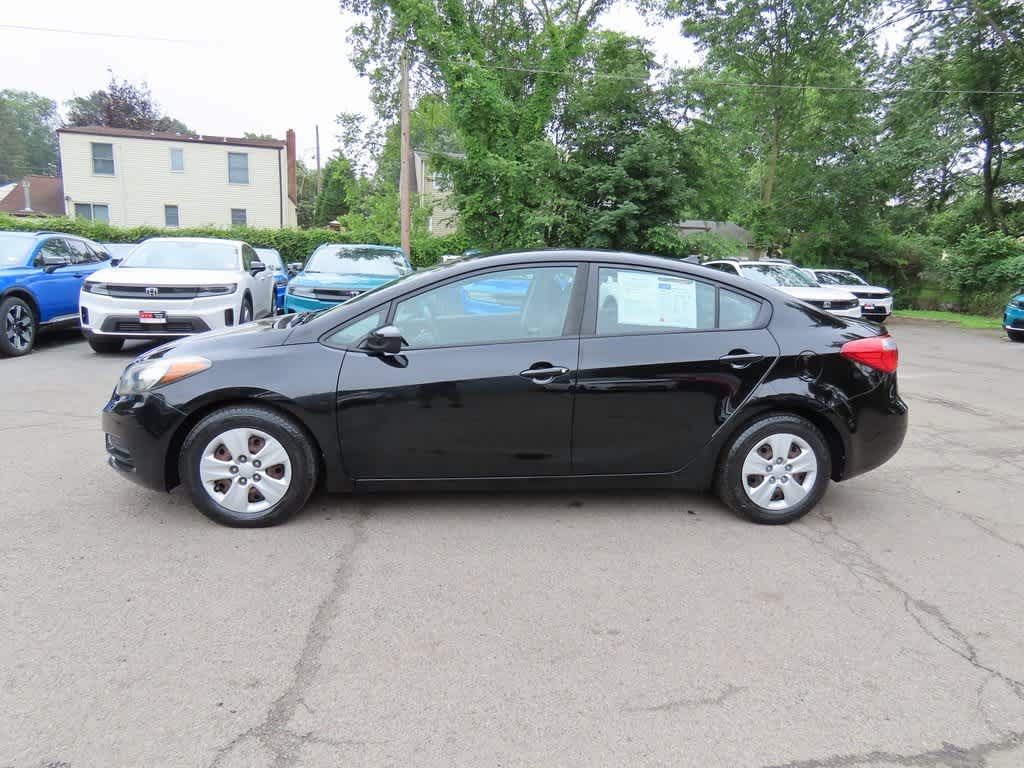 Thumbnail: 2016 Kia Forte - 3