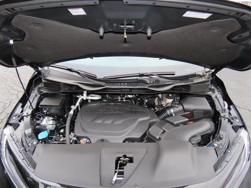 2025 Honda Odyssey Sport 10