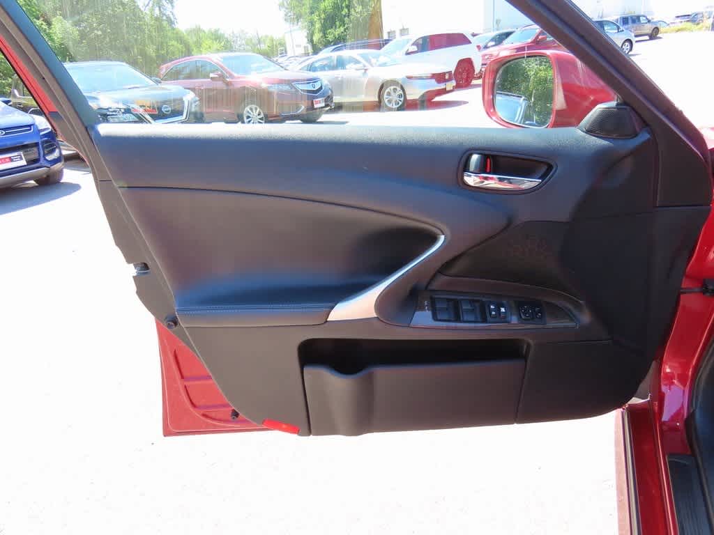 Thumbnail: 2010 Lexus IS - 13
