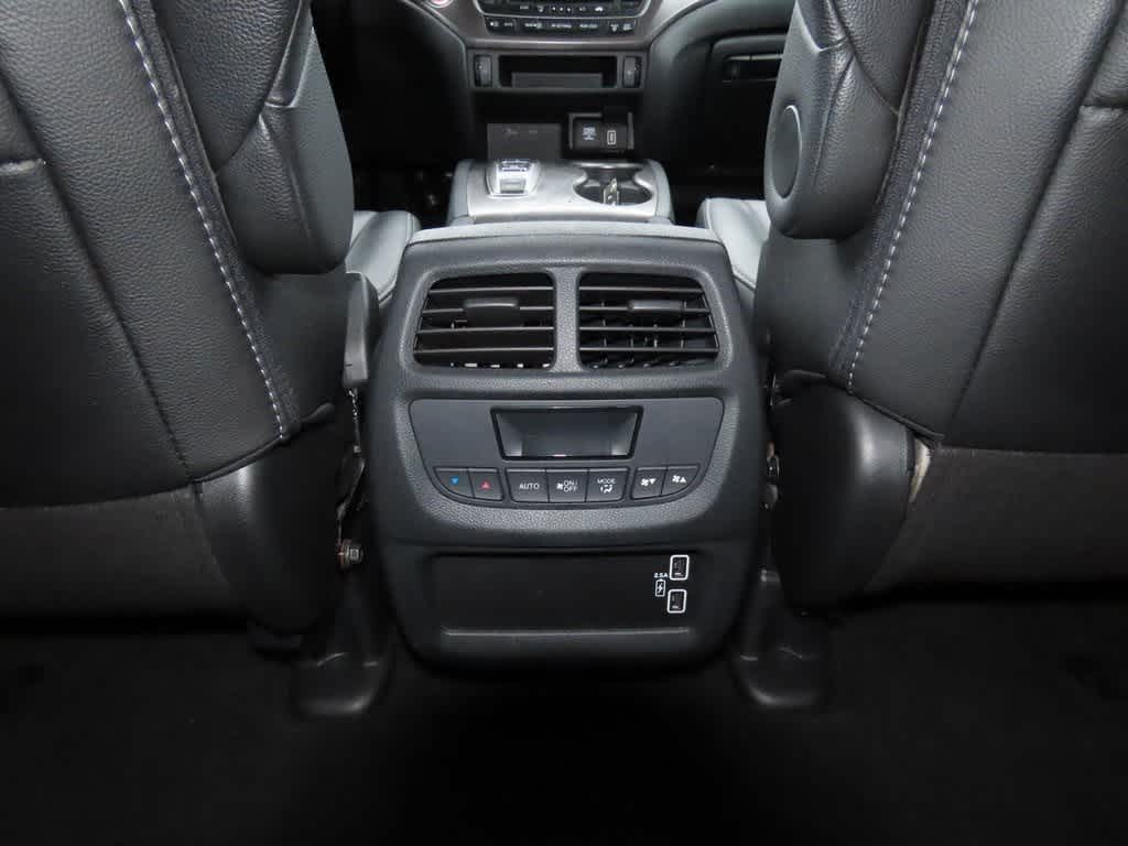 Thumbnail: 2022 Honda Pilot - 25