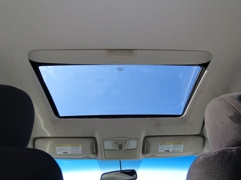 Thumbnail: 2014 Nissan Maxima - 21