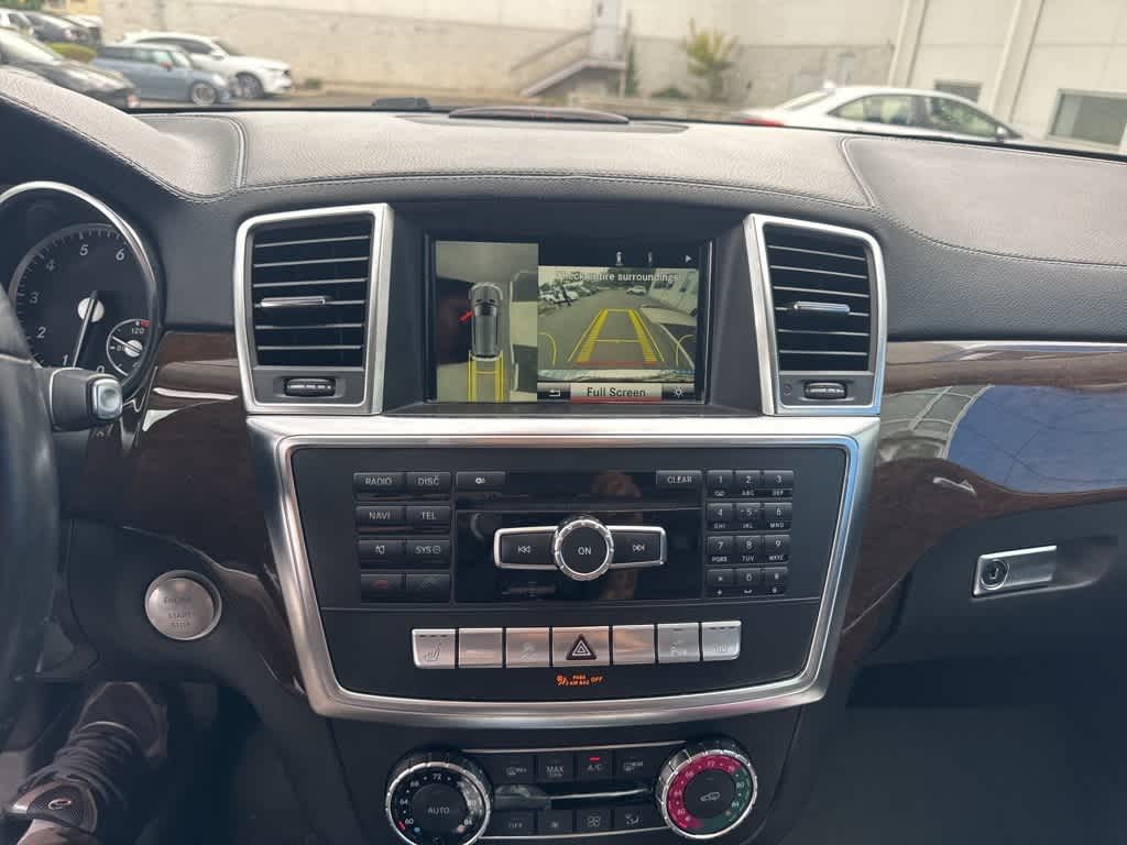 Thumbnail: 2014 Mercedes-Benz GL-Class - 21