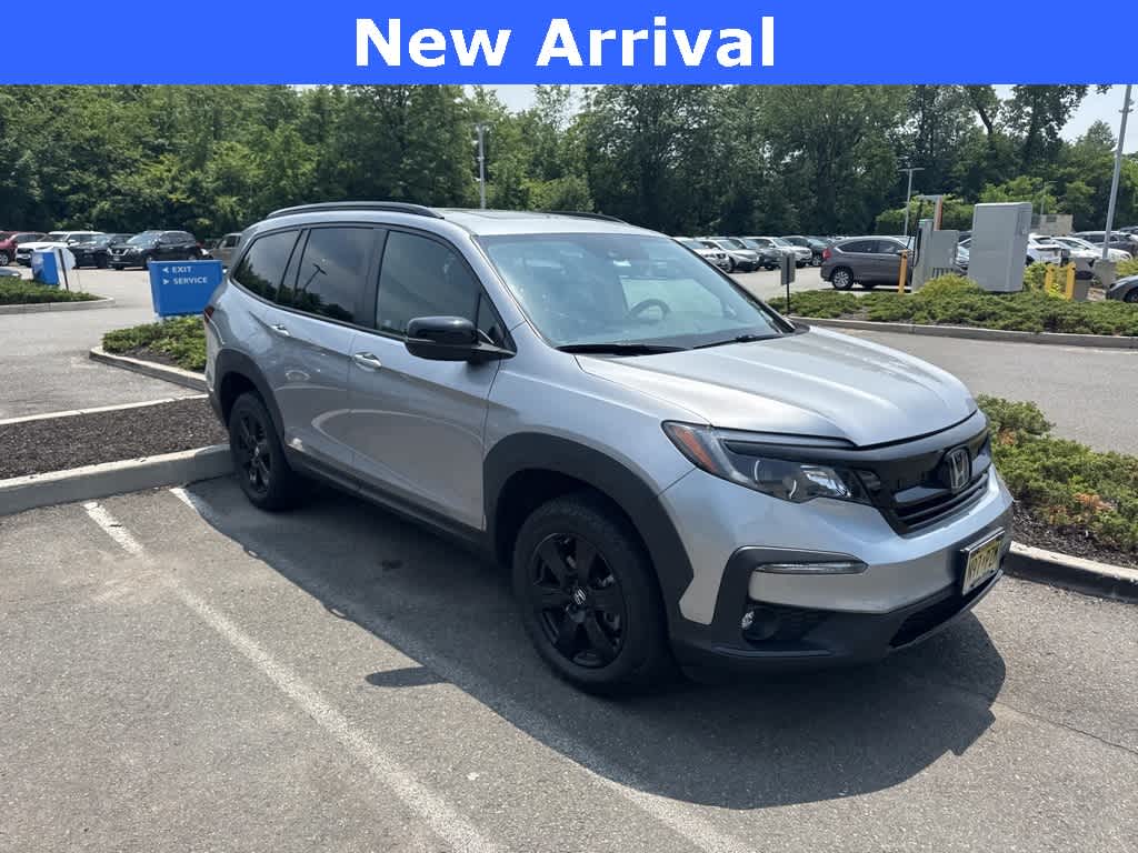 2022 Honda Pilot TrailSport Hero Image