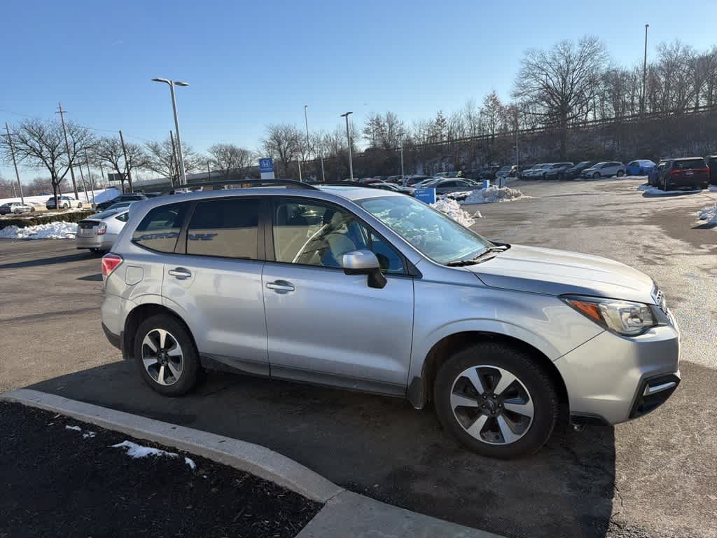 Thumbnail: 2017 Subaru Forester - 16