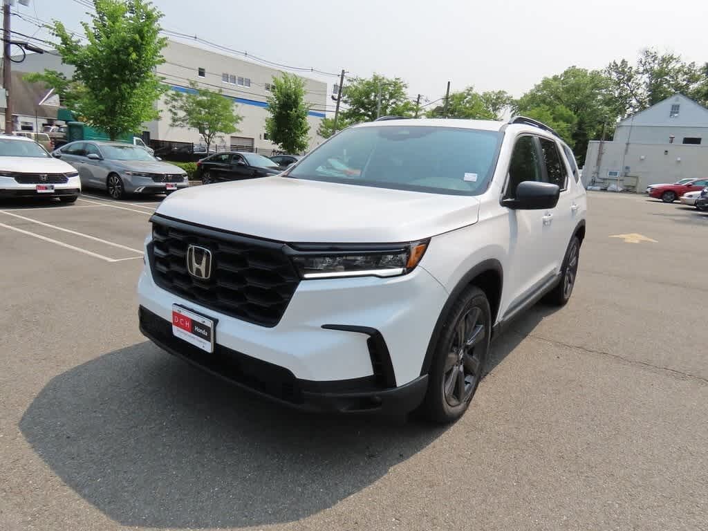 New 2025 Honda Pilot Sport SUV
