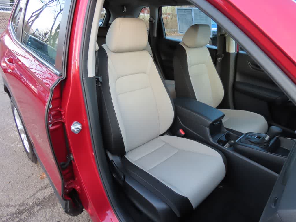 Thumbnail: 2023 Honda CR-V - 16